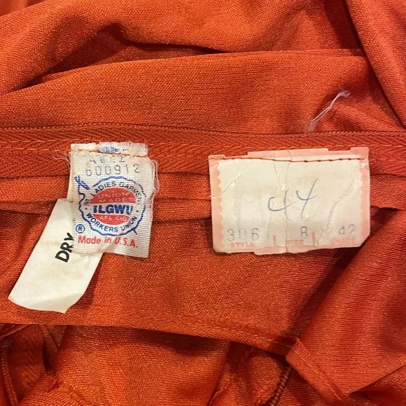 Vintage 1970’s Beautiful High Neck Orange Gown With Attached Overlay - Picture 11 of 12